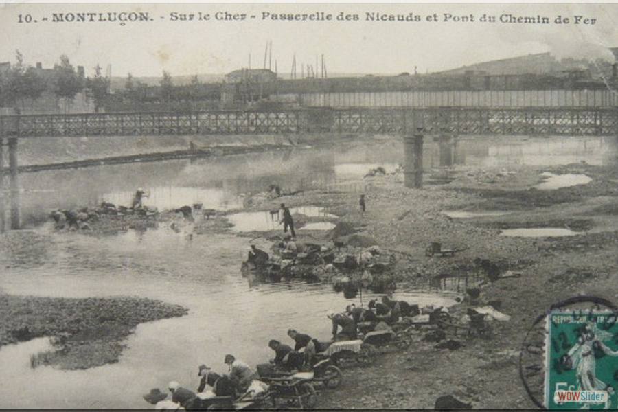 MONTLUCON  - Passerelle des Nicauds et pont du chemin de fer